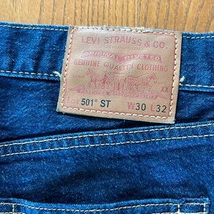 Levi’s 501st. Slim taper button fly